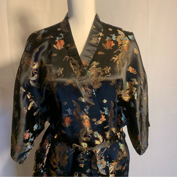 Lotus Black Kimono Full Length Robe with Pockets and Waist Tie - Picture 3 of 14